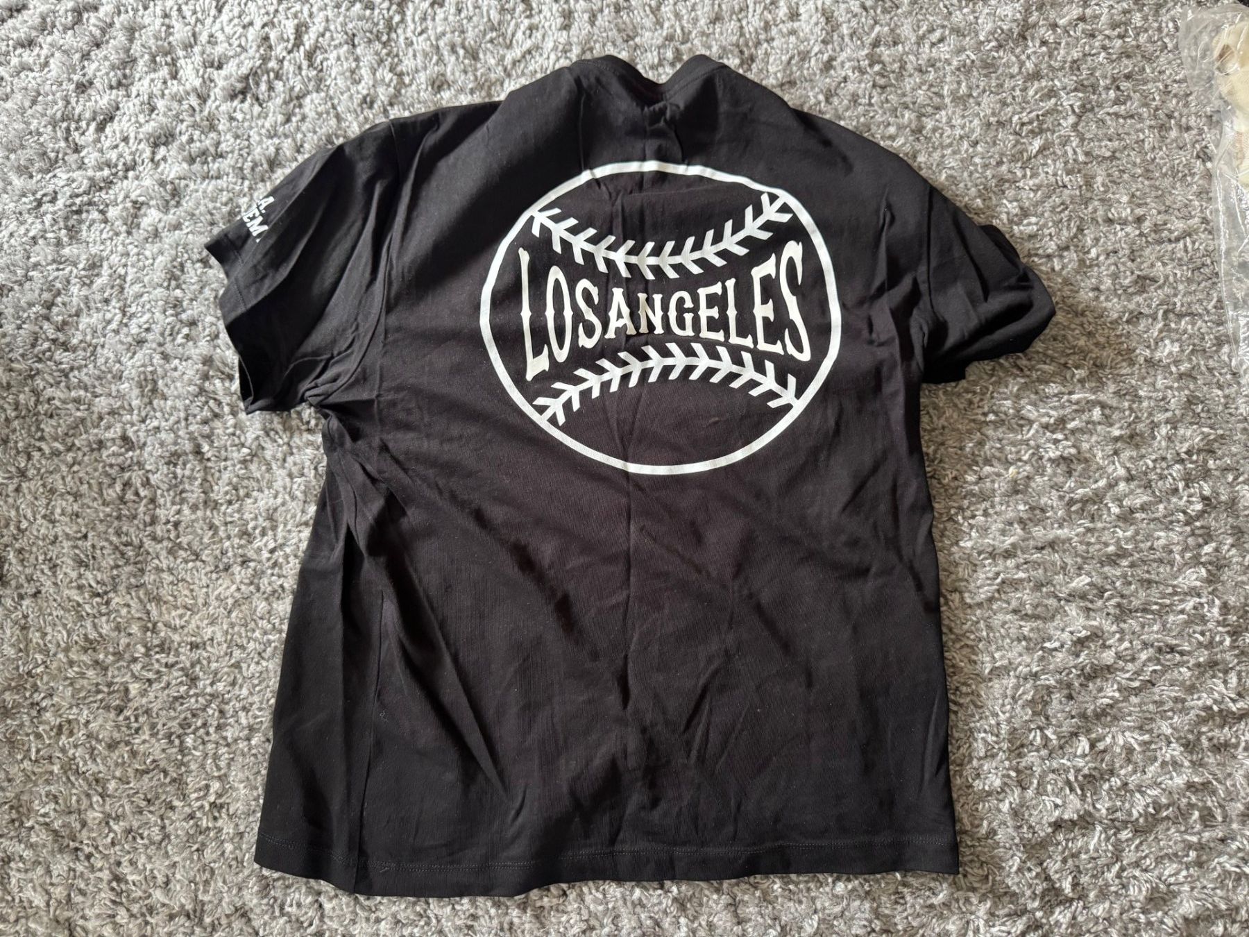 Bershka T-shirts: T-Shirt Sale Bershka – D'occasion à Neuenhof par H.mot 1