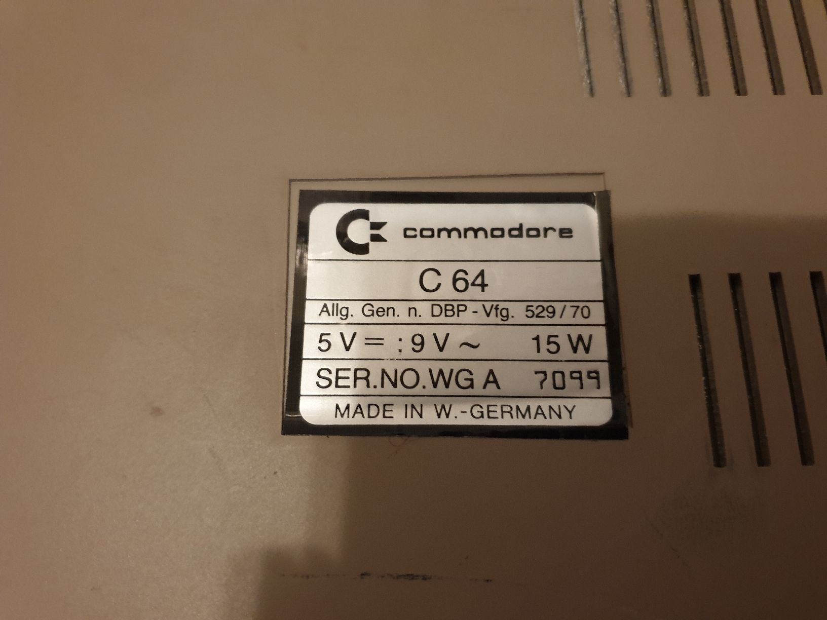 Commodore PC: Commodore 64 Computer mit Netzteil guter Zustand 7099 – Usato da Ittigen venduto da Ziok187 4