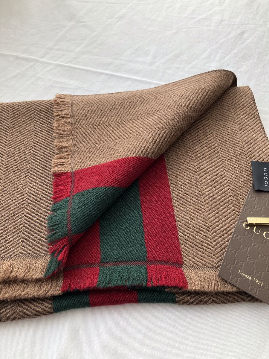 Gucci Foulard & Sciarpe: GUCCI écharpe NEW – Nuovo (secondo la descrizione) da Clarens venduto da Piluka 3