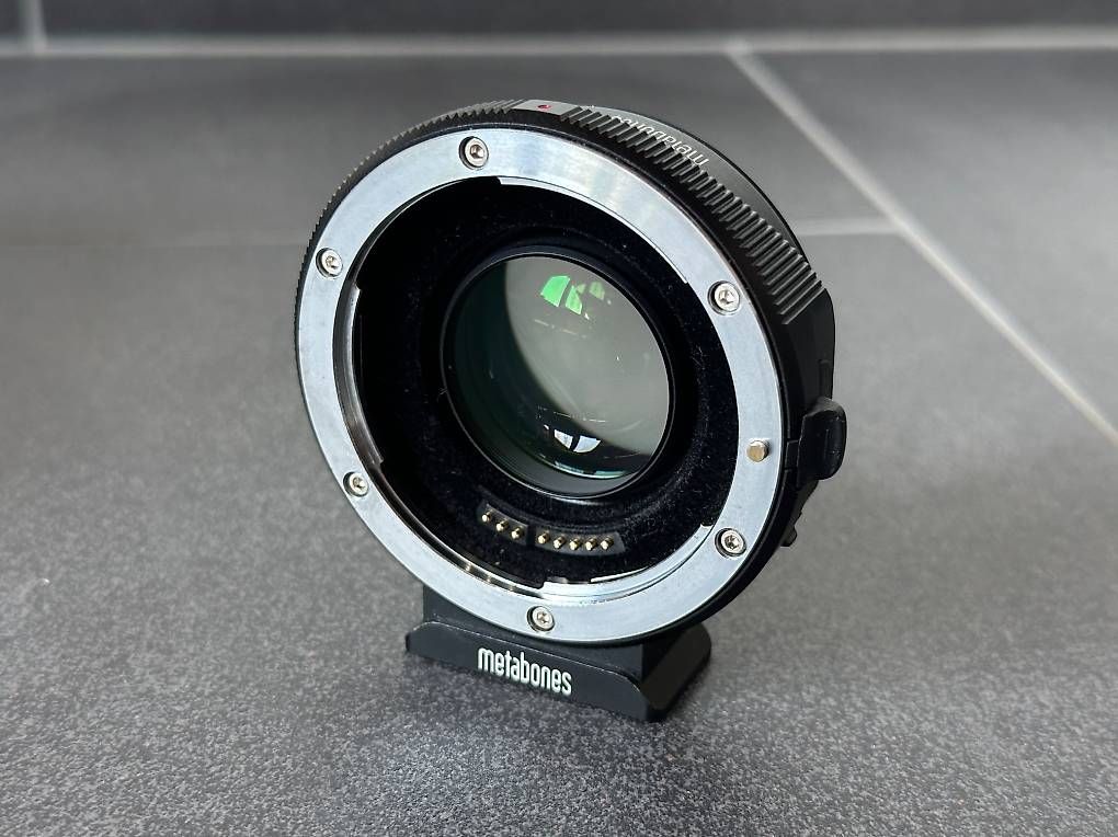 Metabones Adattatori foto: Metabones Speed Booster Ultra - EF-E Mount – Usato da Wollerau venduto da sekkeishi 1
