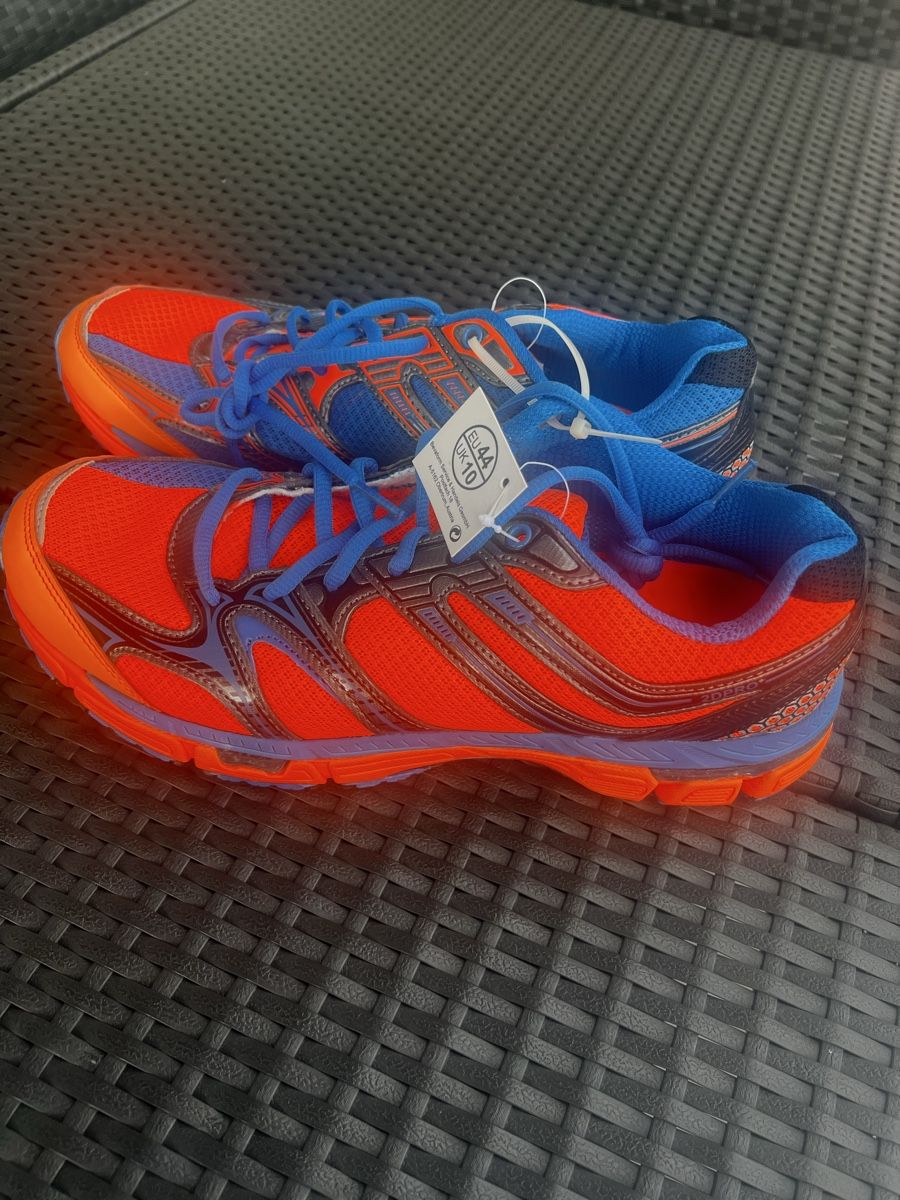 Scarpe da uomo: Turnschuhe NEU – Nuovo e nell'imballaggio originale da Bülach venduto da Cucculi 2