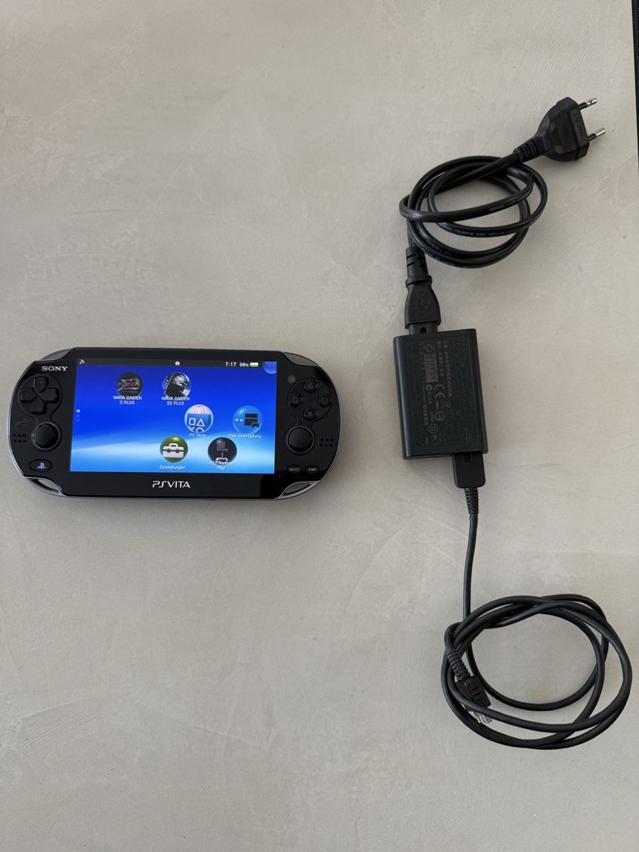 Sony Console: PSVita – Usato da Lüchingen venduto da Project_w 1