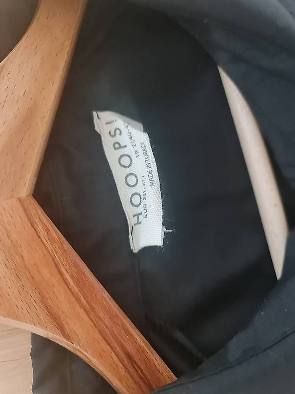 Camicette: Schwarze Bluse Damen  wie neu – Usato da Allschwil venduto da 86d_fmd5 2