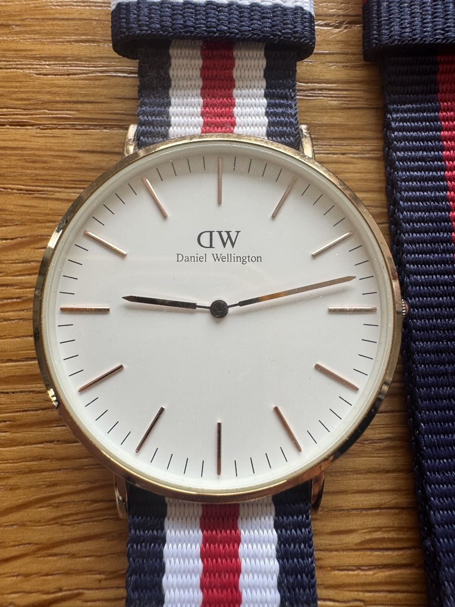 Daniel Wellington Orologi: Daniel Wellington Uhr – Usato da Luzern venduto da Pauloz