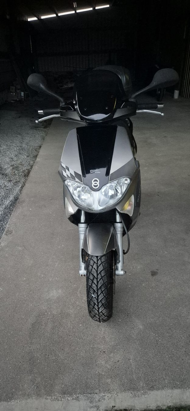 Gilera Scooter: Gilera Runner 125 VX – Usato da Thun venduto da Vet.Lim