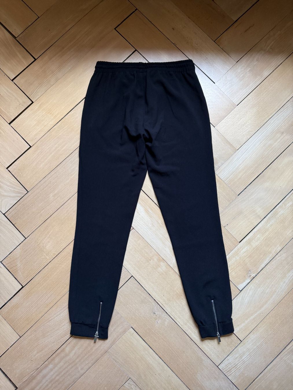Hosen: AMISU - Hose schwarz locker 34 – Gebraucht aus Zürich von Diazaio 2