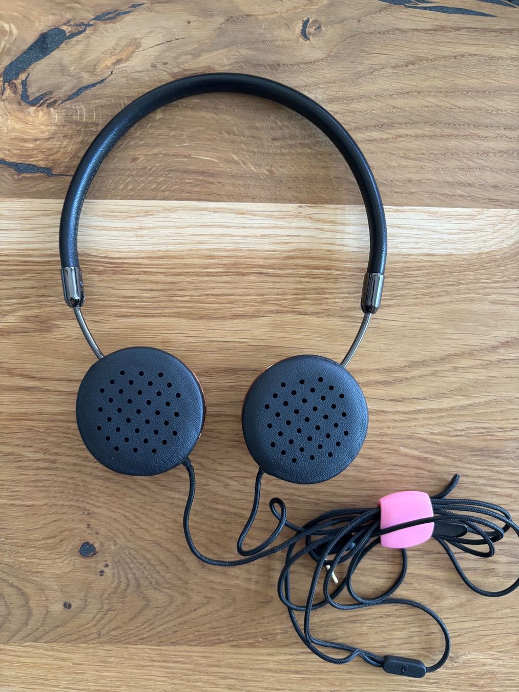 Casques audio: FRENDS Kopfhörer schwarz mit Etui – Neuf (Voir description) à Regensdorf par nin_9d8s 1