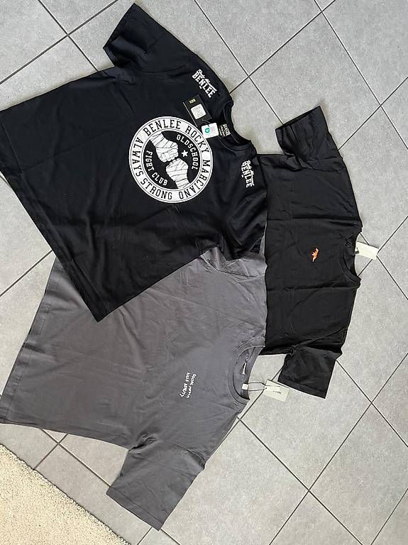 T-shirt: T Shirt – Usato da Wangen ZH venduto da alexia022