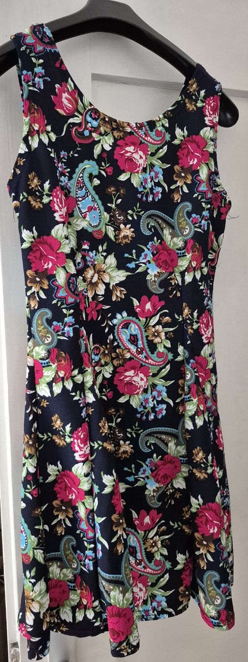 Puma Maillots de bain & Bikinis: Puma Badeanzug M, Kleid mit Blumen ca: S – Neuf (Voir description) à Adliswil par cha_fq9f 6