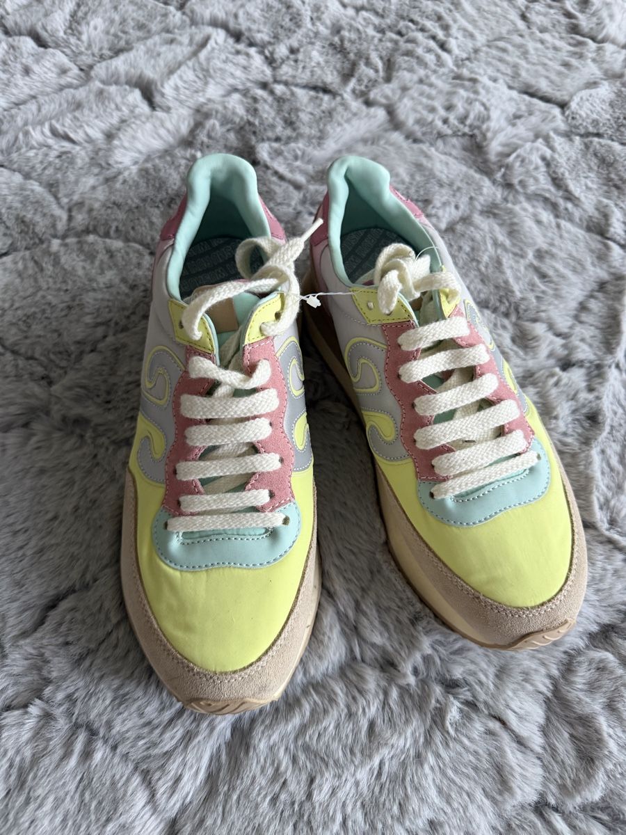Scarpe da donna: Frühlingsfrische Nile Sneaker, Gr. 38 – Nuovo (secondo la descrizione) da Herzogenbuchsee venduto da closetflip 3