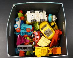 Kiste voller Duplo
