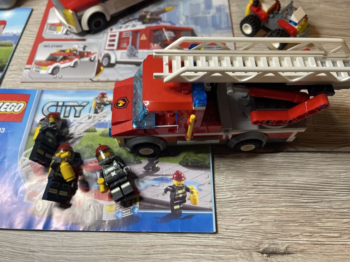 Lego Baukästen: Lego City 3 Stück – Gebraucht aus Mollis von  3