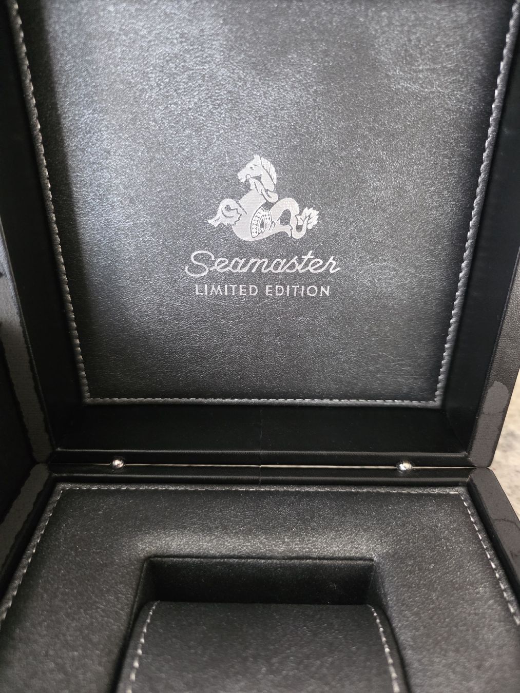 Scatole porta orologi: Omega Seamaster Box – Nuovo (secondo la descrizione) da Genève venduto da arisol 3