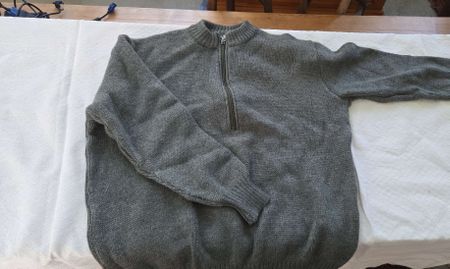 Herren Wollpullover Militär (Wullesou), Grösse 56