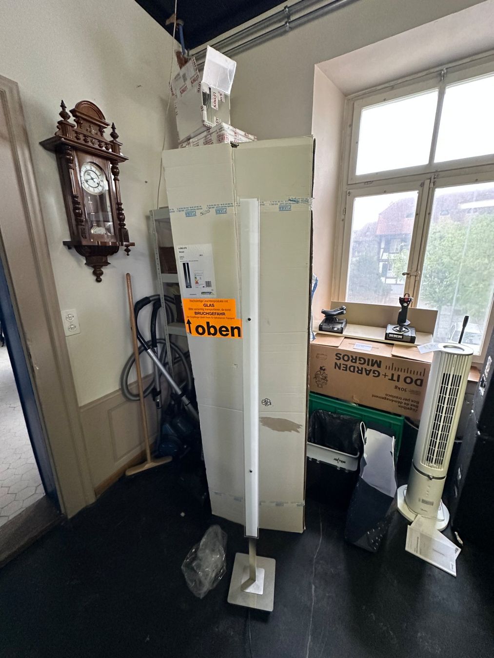 Lampade: LED Stehleuchte "Street" – Usato da Brügg BE venduto da TSP02 3