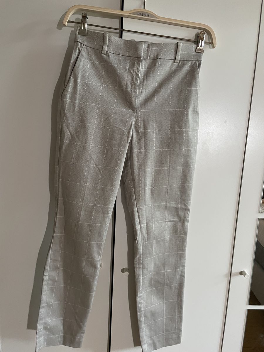 H&M Pantaloni: H&M Hose Gr. 36, beige – Usato da Münsingen venduto da Secondhand89