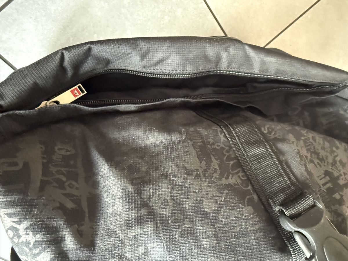 Quiksilver Borse: Quiksilver Reisetasche – Usato da Möhlin venduto da Palessandro91 2