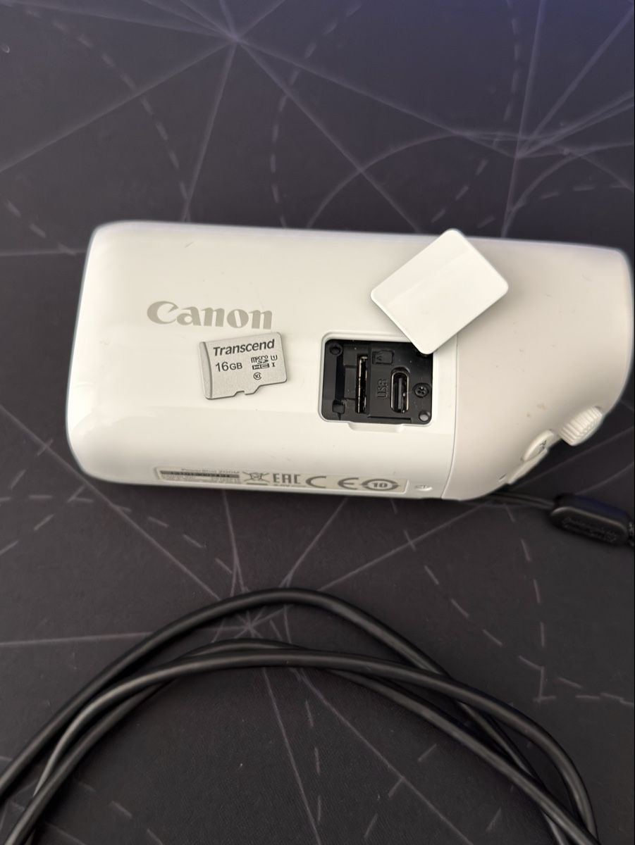 Canon Fotocamera: Fotokamera PowerShot ZOOM Essential Kit Neu! – Nuovo (secondo la descrizione) da Zollikofen venduto da cedi52 1