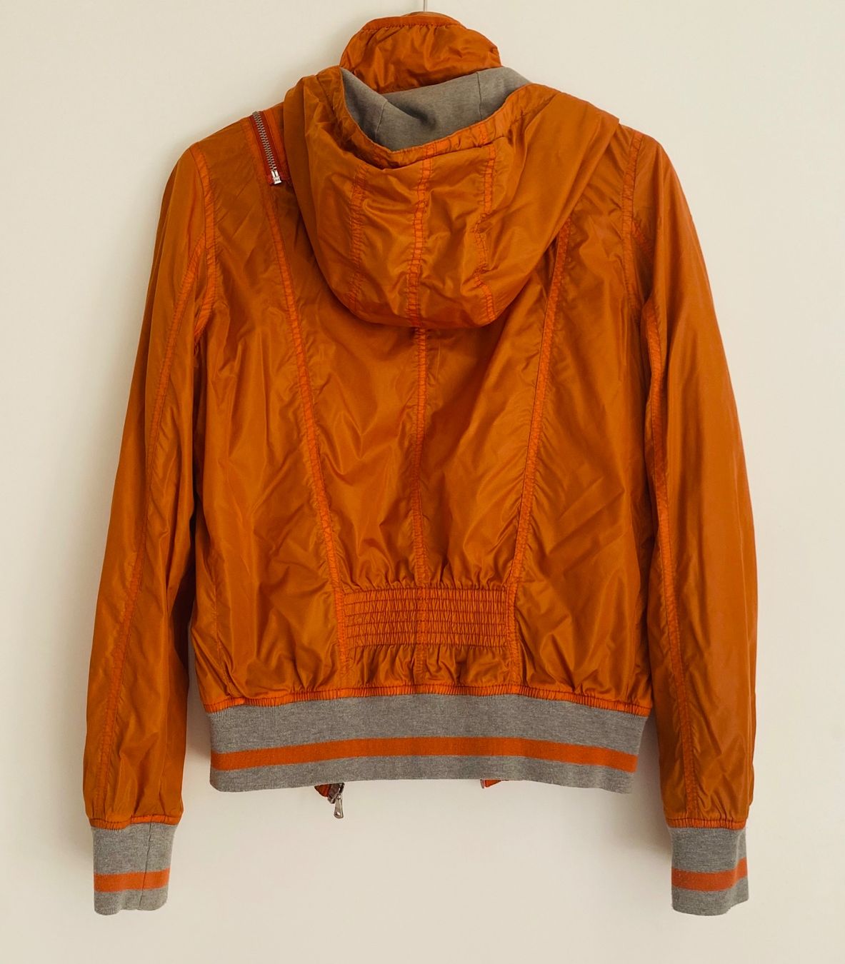 Calvin Klein Jacken: Leichte Jacke von Calvin Klein, Grösse 36. – Gebraucht aus Heiligenschwendi von maerchen2008 6