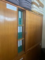 Wunderbarer alter Aktenschrank, abschliessbar