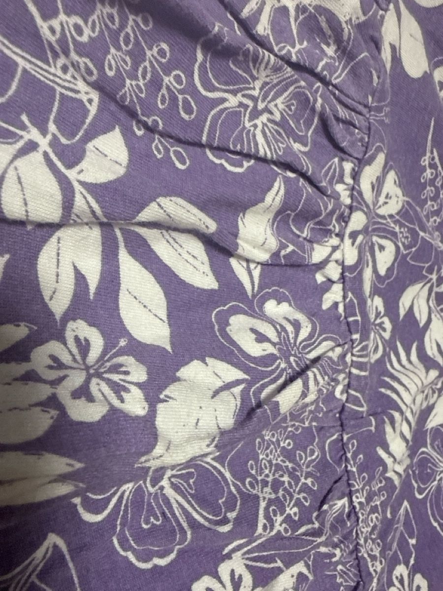 Vestiti & Gonne: Mädchen Rock, Gr. 128, Lila mit Blumenmuster – Usato da Zürich venduto da Krikri21 1