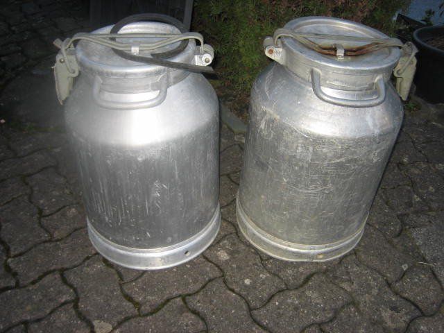 2 alte gebrauchte Alu Milchkanne Kannen Milch Deko Garten Kaufen auf