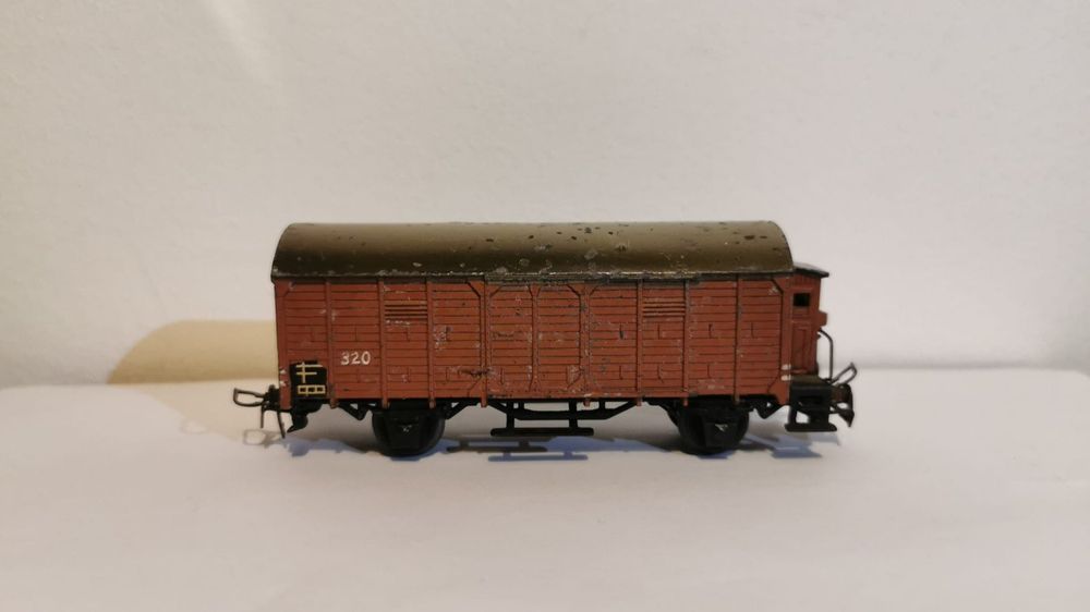 Wagon Couvert Marklin HO Métal Ancien - Réf 320 - Avec Feux Arrière - Occasion