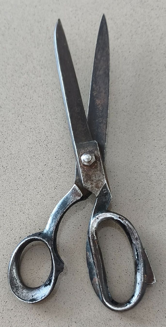 Tous les outils: Antike grosse Schneider - Schere, Zuschneideschere, 28 cm – D'occasion à Zürich par Tanteemma369