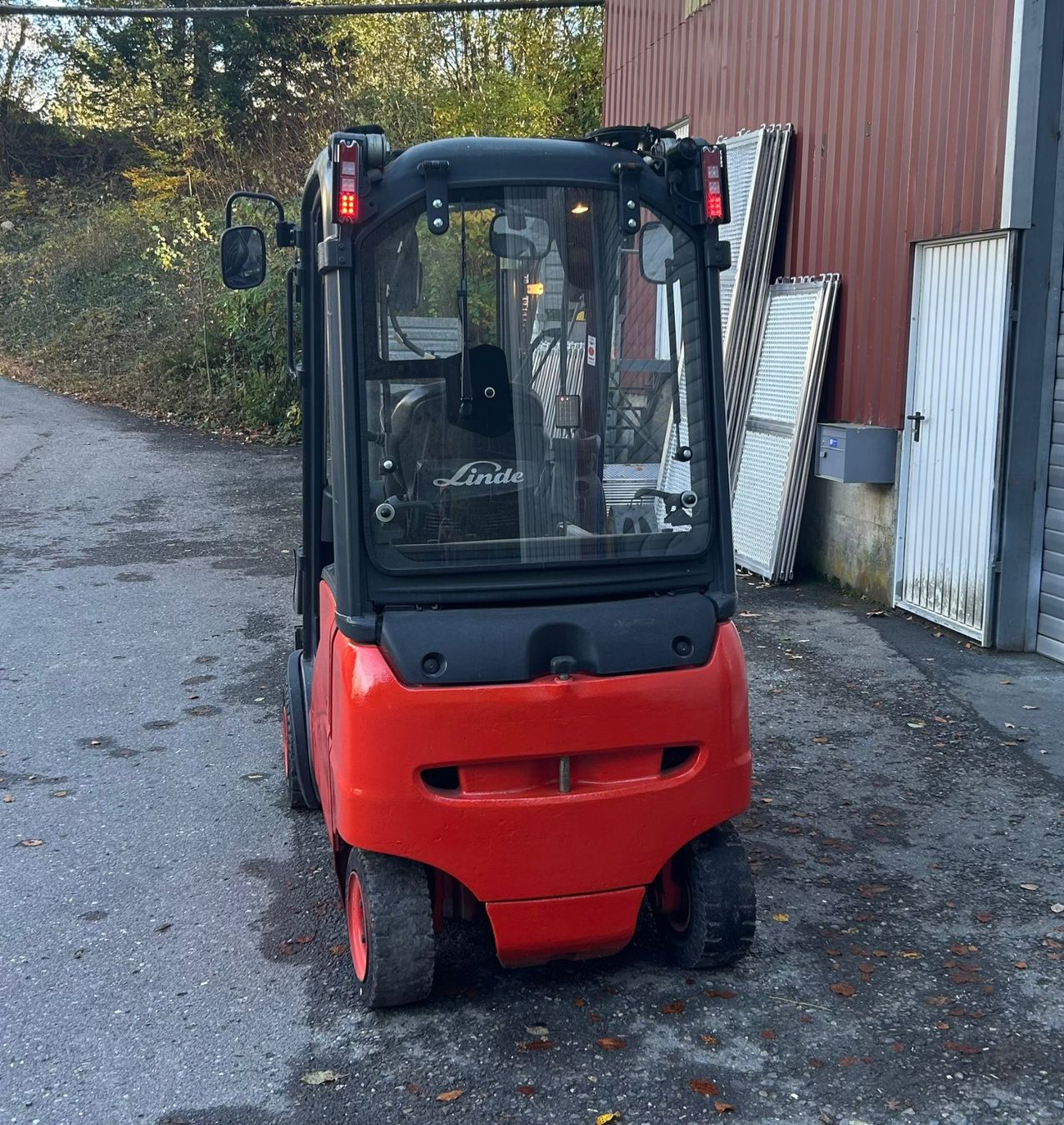 Linde Carrelli elevatori e a forche: Stapler Linde E20 Drehgerät – Usato da Menziken venduto da Tairi10 5