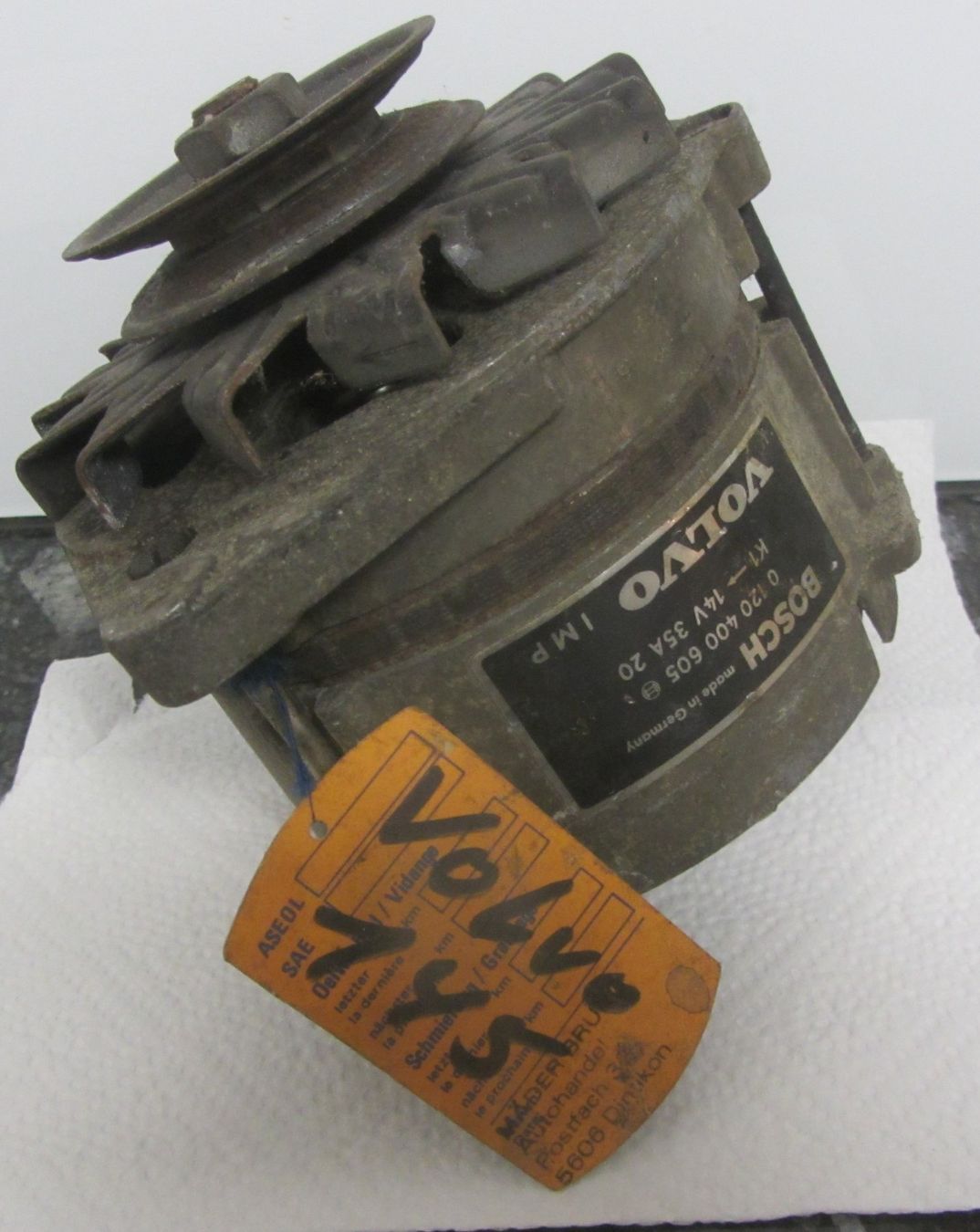 Volvo Tutti pezzi di ricambio auto: Alternator Bosch, Volvo 145, Jg. 1973 – Usato da Egliswil venduto da chroetli22 1