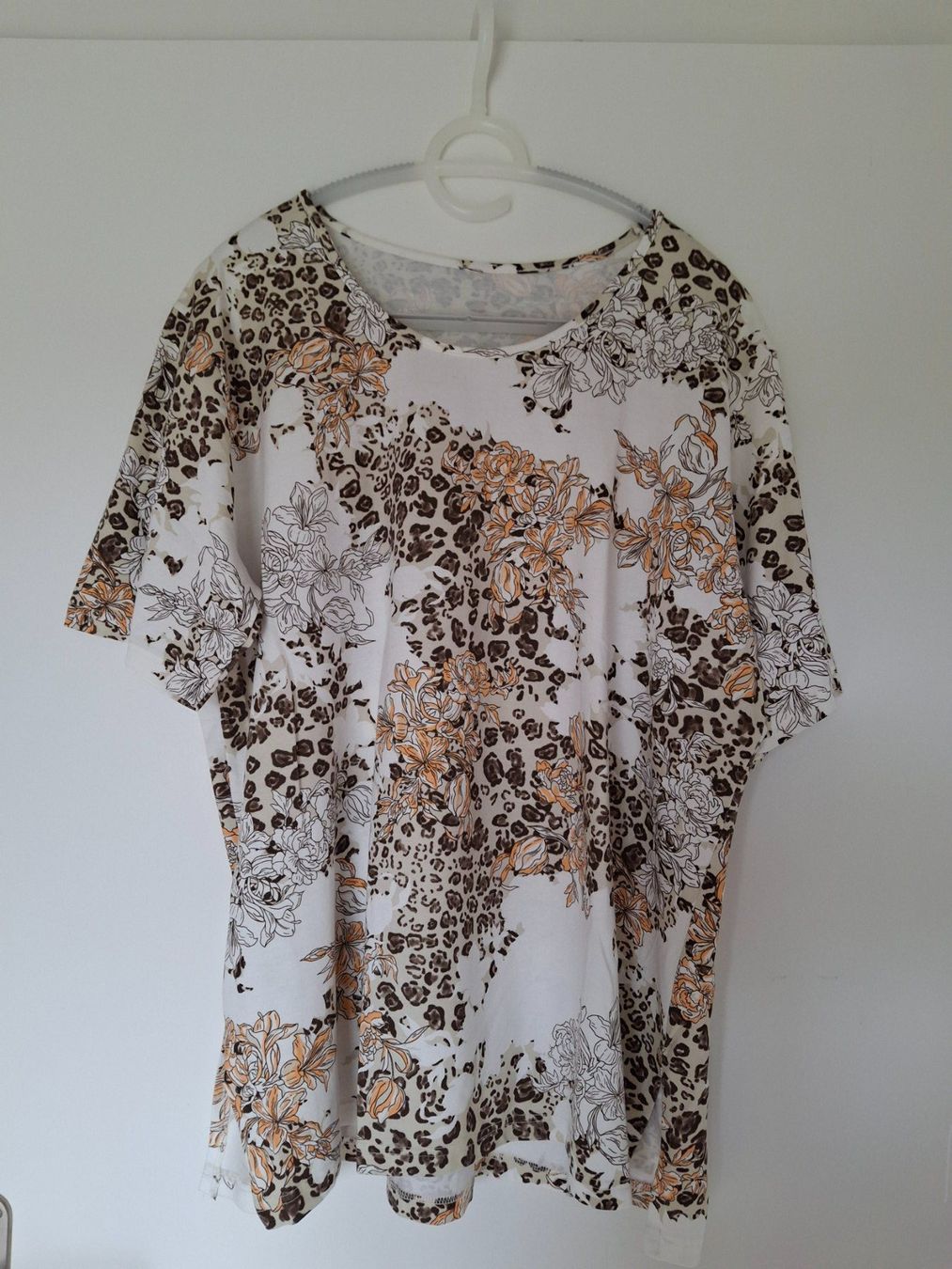 T-shirt: Damen T-Shirt mit Print, Grosse Grössen – Nuovo (secondo la descrizione) da WALTERSWIL SO venduto da thb_ybm8