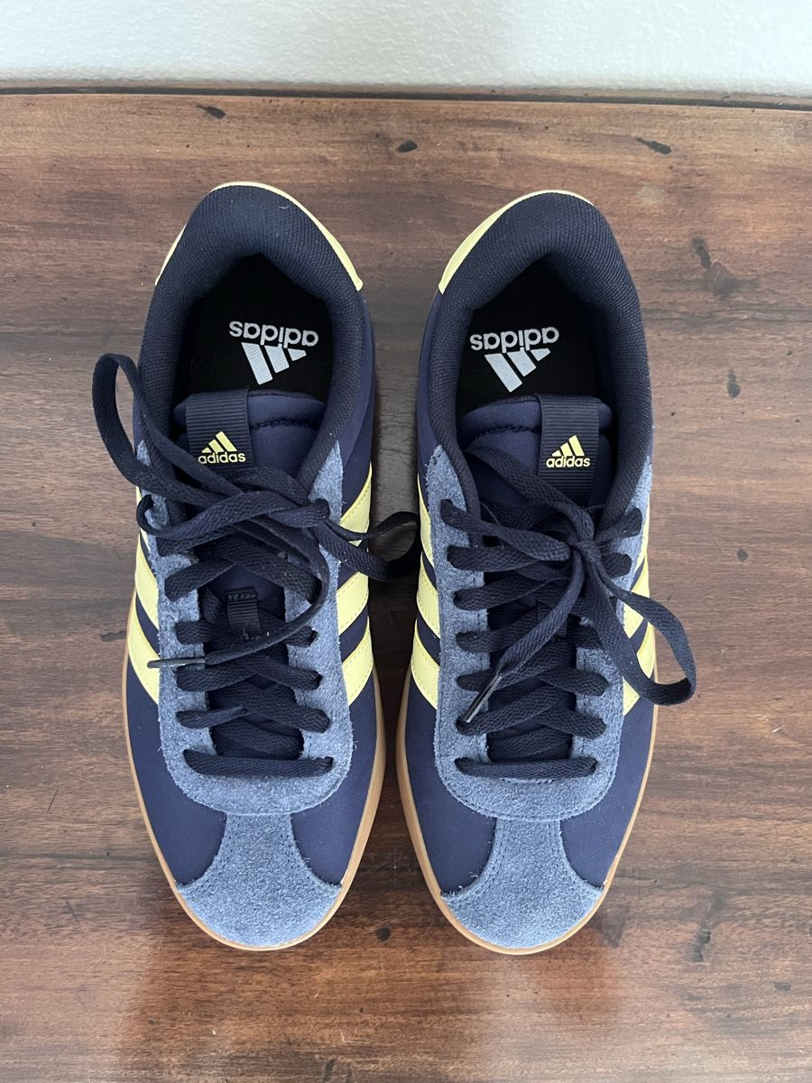 Adidas Herrenschuhe: Neu! Nie getragen: Adidas Sneaker, 40 2/3 – Neu (gemäss Beschreibung) aus Baden von dia_5d9f 3
