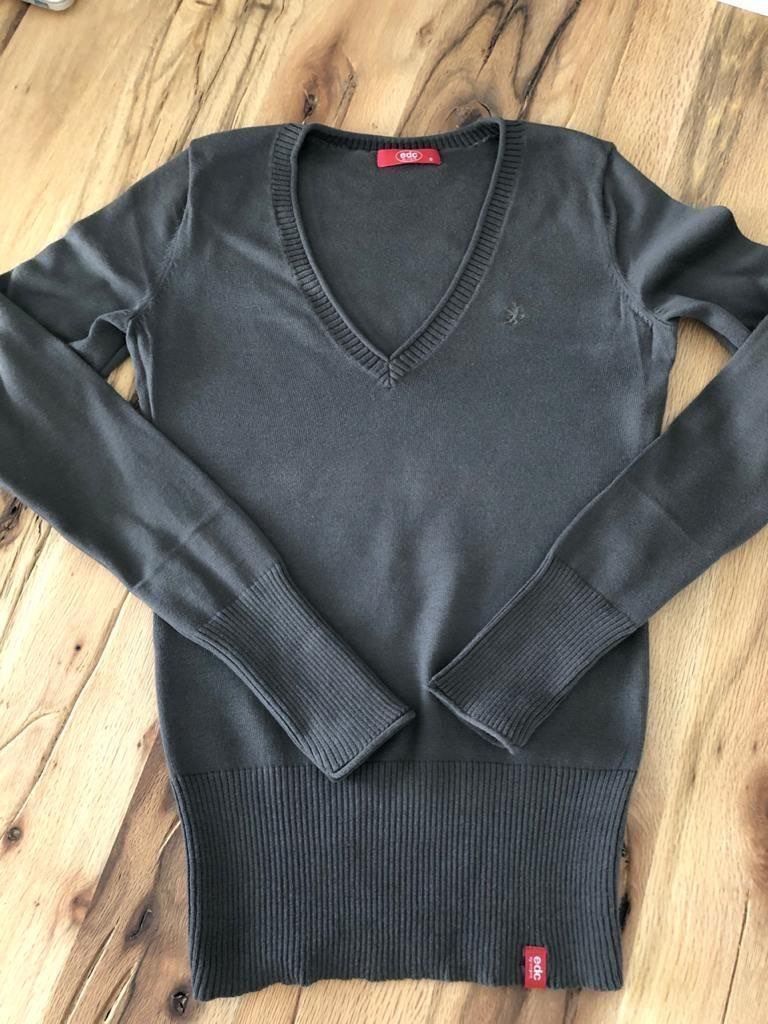 Maglioni & Felpe: Set: zwei sehr schöne Pullover – Usato da Winkel venduto da Glamour4You 1