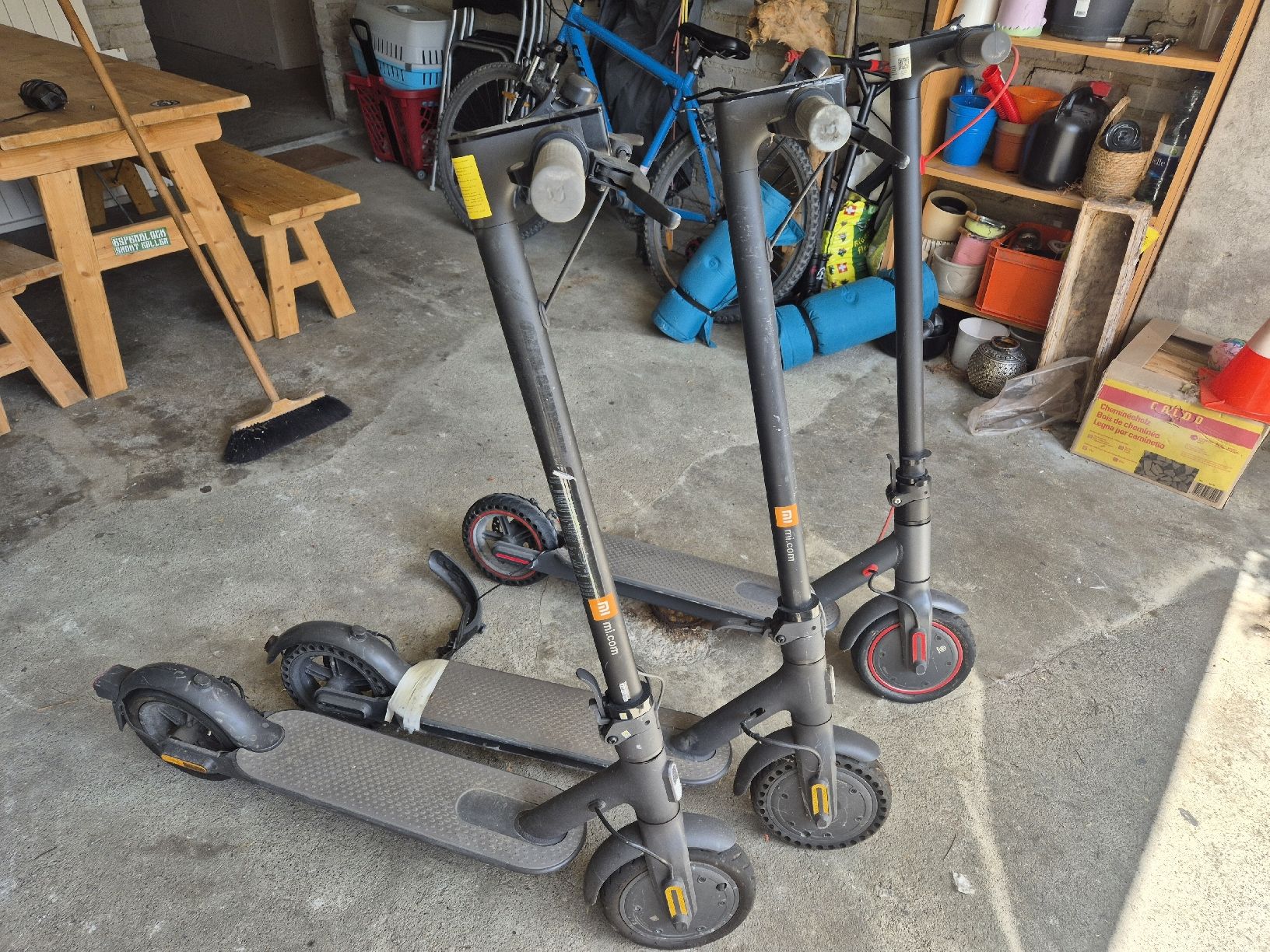 Scooters: 3 E-Trottinett – Defekt aus Rheineck von nivedia 1