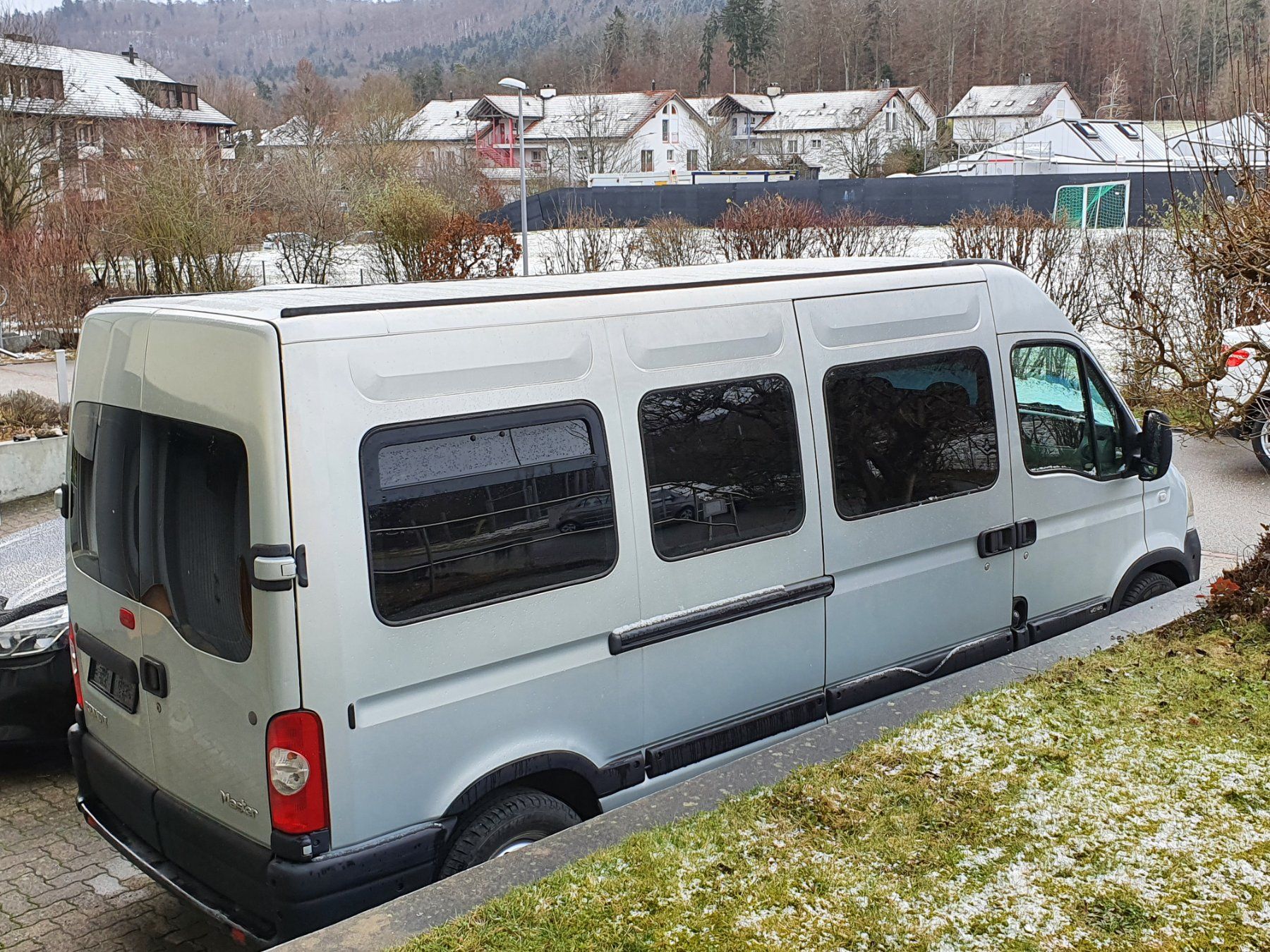 Renault Veicoli da campeggio: Renault Master T35 dci120 - Mfk 07/2022 - Camperumbau – Usato da Feuerthalen venduto da jalindi