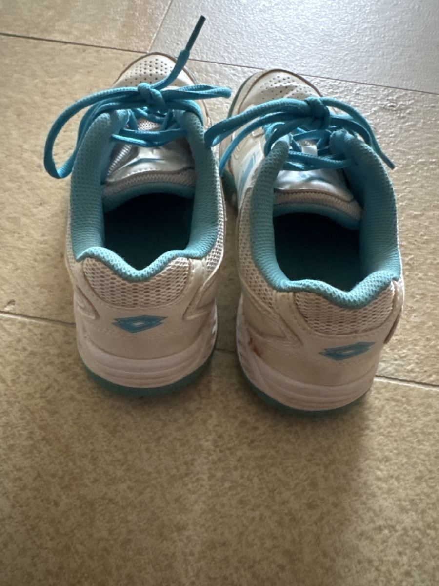 Scarpe da donna: Lotto Tennisschuhe Gr. 38 – Usato da Zumikon venduto da 19monica75 3