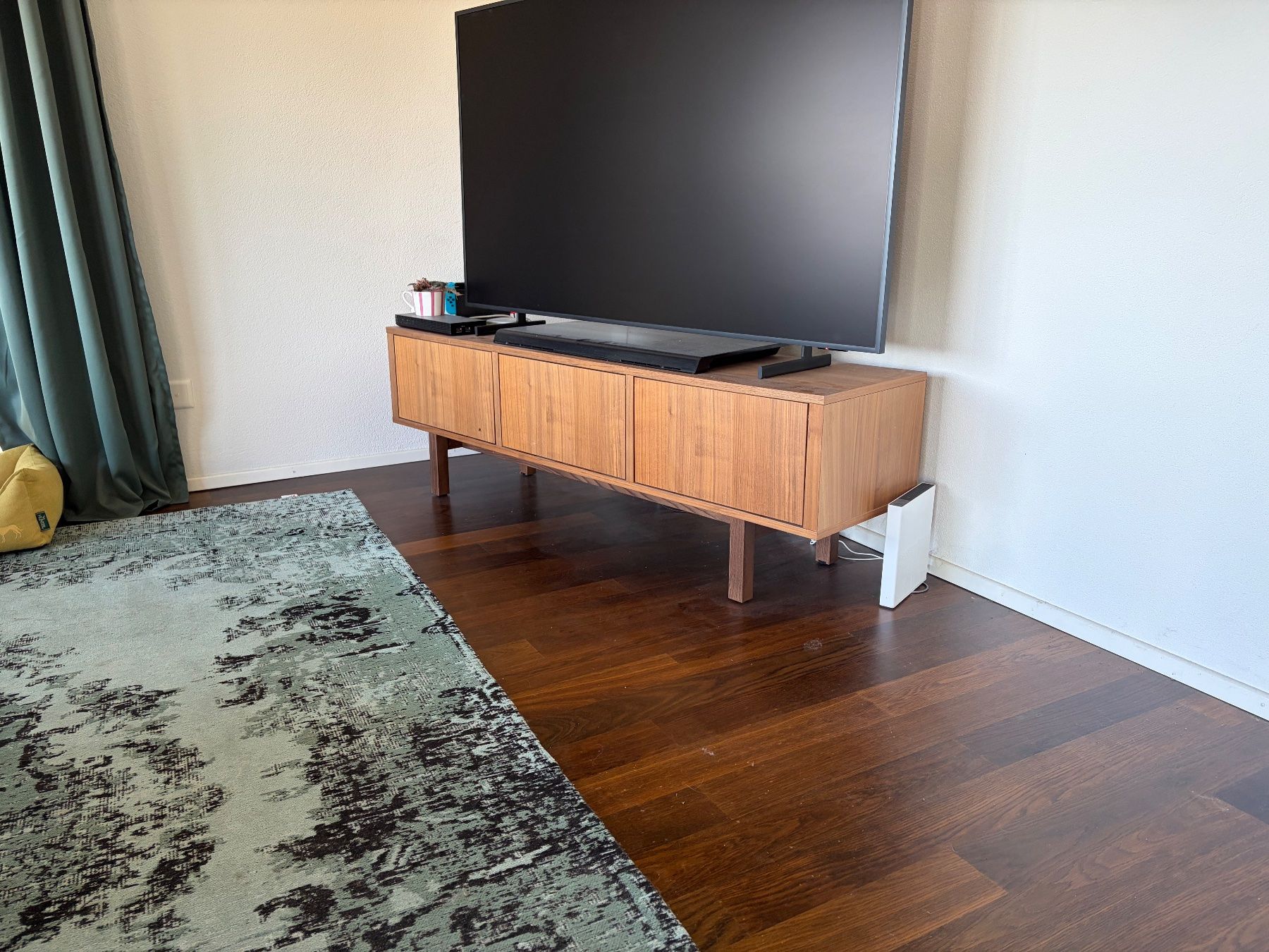 Ikea TV Möbel: TV Möbel – Gebraucht aus Lüsslingen von Peghi 2