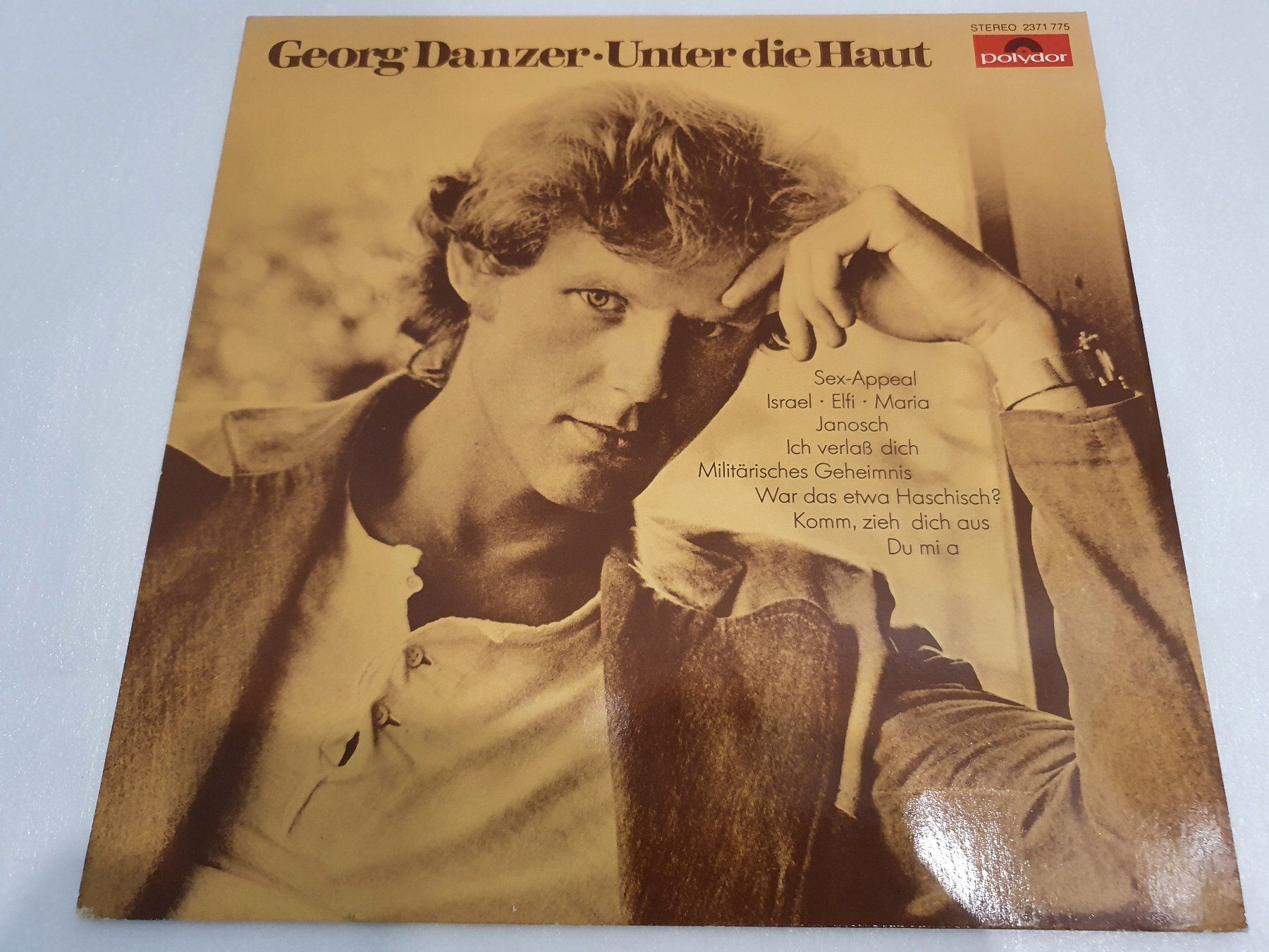 Dischi in vinile: Georg Danzer – Unter Die Haut – Usato da Uster venduto da Vinyl-Leidenschaft