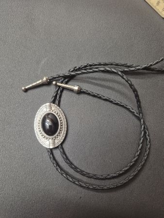 19) Bolo-Tie Westernkrawatte Schwarzer Onyx Silber Neu