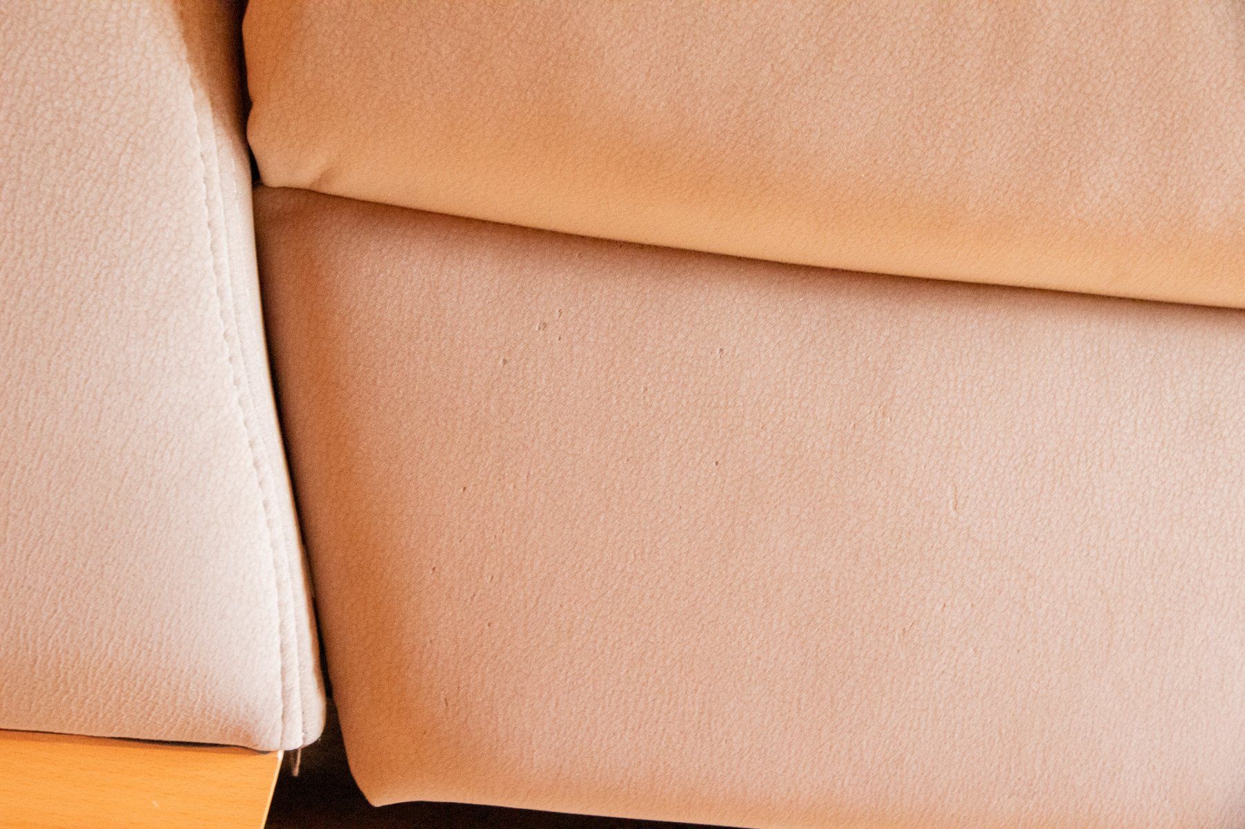 Sofas: SOFA / 4-Sitzer Relaxsofa mit elektrischer Verstellung – Gebraucht aus Hasliberg Wasserw von Tan. 5