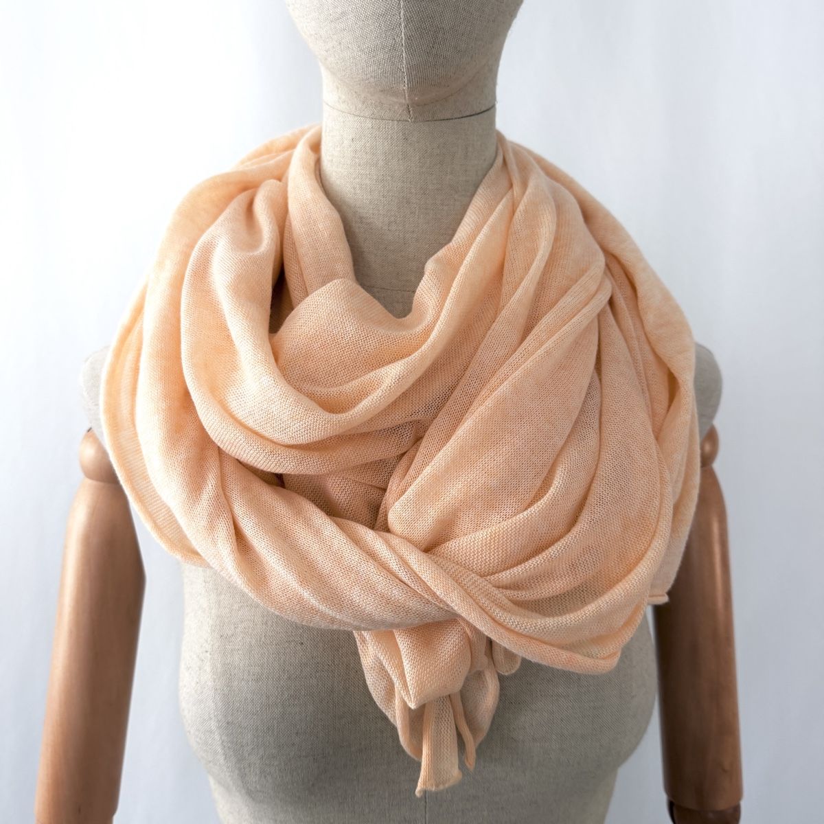 Repeat Foulard & Sciarpe: REPEAT New Cashmere Scarf – Nuovo (secondo la descrizione) da Emmen venduto da Nightingale_2022