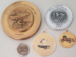 Médailles d'Automobiles Anciennes