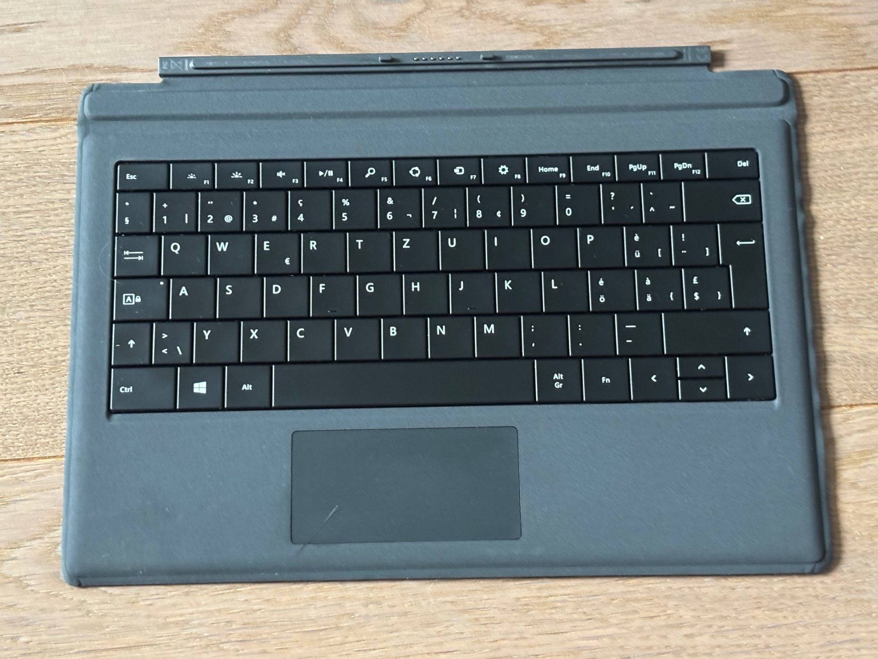 Microsoft Tastiere: Microsoft Surface Pro Type Cover 3-Tastatur für Surface Pro3 – Usato da Ipsach venduto da Goetrix