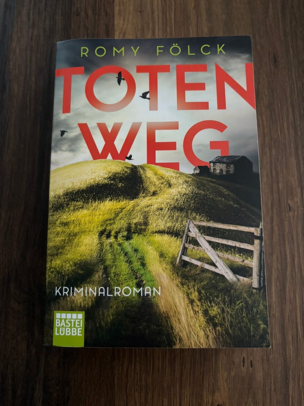 Libri: TB Romy Fölck - Totenweg – Usato da Kleinandelfingen venduto da Baba23