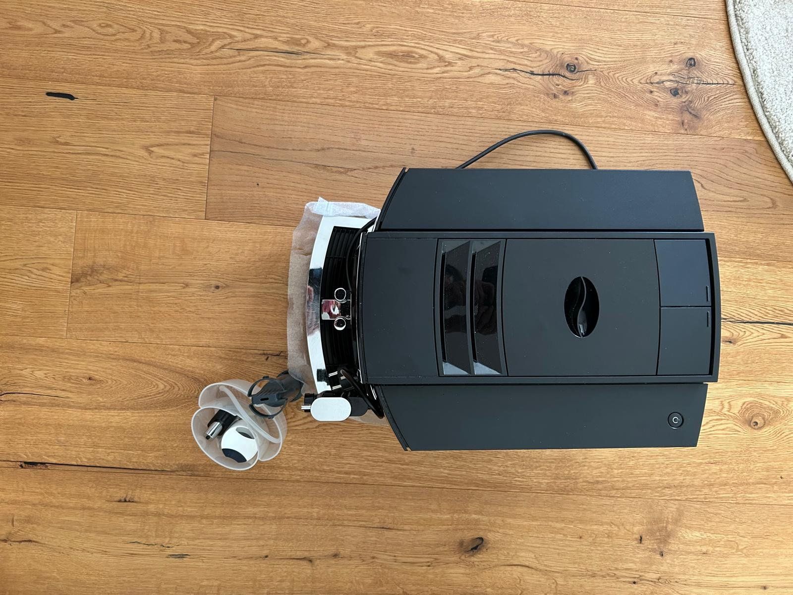 Jura Kaffeemaschinen & Espressomaschinen: Jura S8 Kaffeemaschine – Gebraucht aus Ennetbaden von phi_h8kp 2