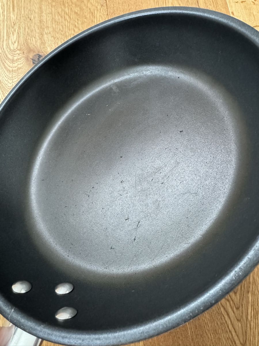 Ikea Padelle: Ikea Bratpfanne, 24 cm – Usato da Interlaken venduto da fbnscl 3