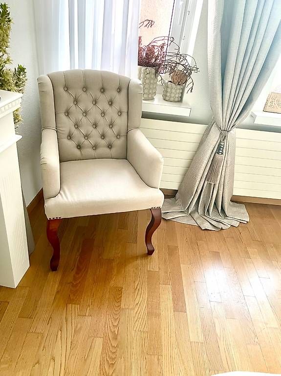 Poltrone: Poltrona modello tipo Poltrona Frau  – Usato da Lugano venduto da dir_5287 4