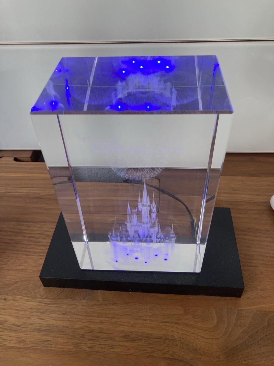 Disney Lampen: Hologramm Disneyschloss Paris – Neu (gemäss Beschreibung) aus Ziefen von Dancer99 1