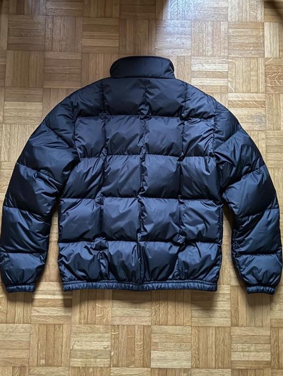 Vestes: Black Shiny Puffer Jacket – Neuf (Voir description) à Zürich par sam_g2zl 3