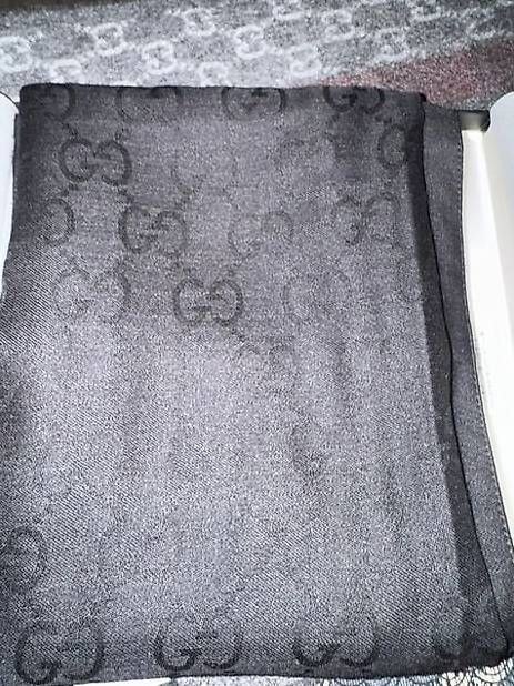Foulards & écharpes: ECHARPE GUCCI MIXTE – Neuf avec emballage d'origine à Chavannes-de-Bogis par sth_yzd6 1